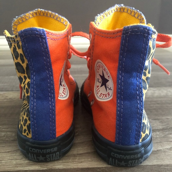 Size 10.5 toddler hi-top Custom Converse - Picture 3 of 4